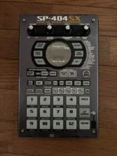 Roland SP-404SX Compact Linear Wave Sampler